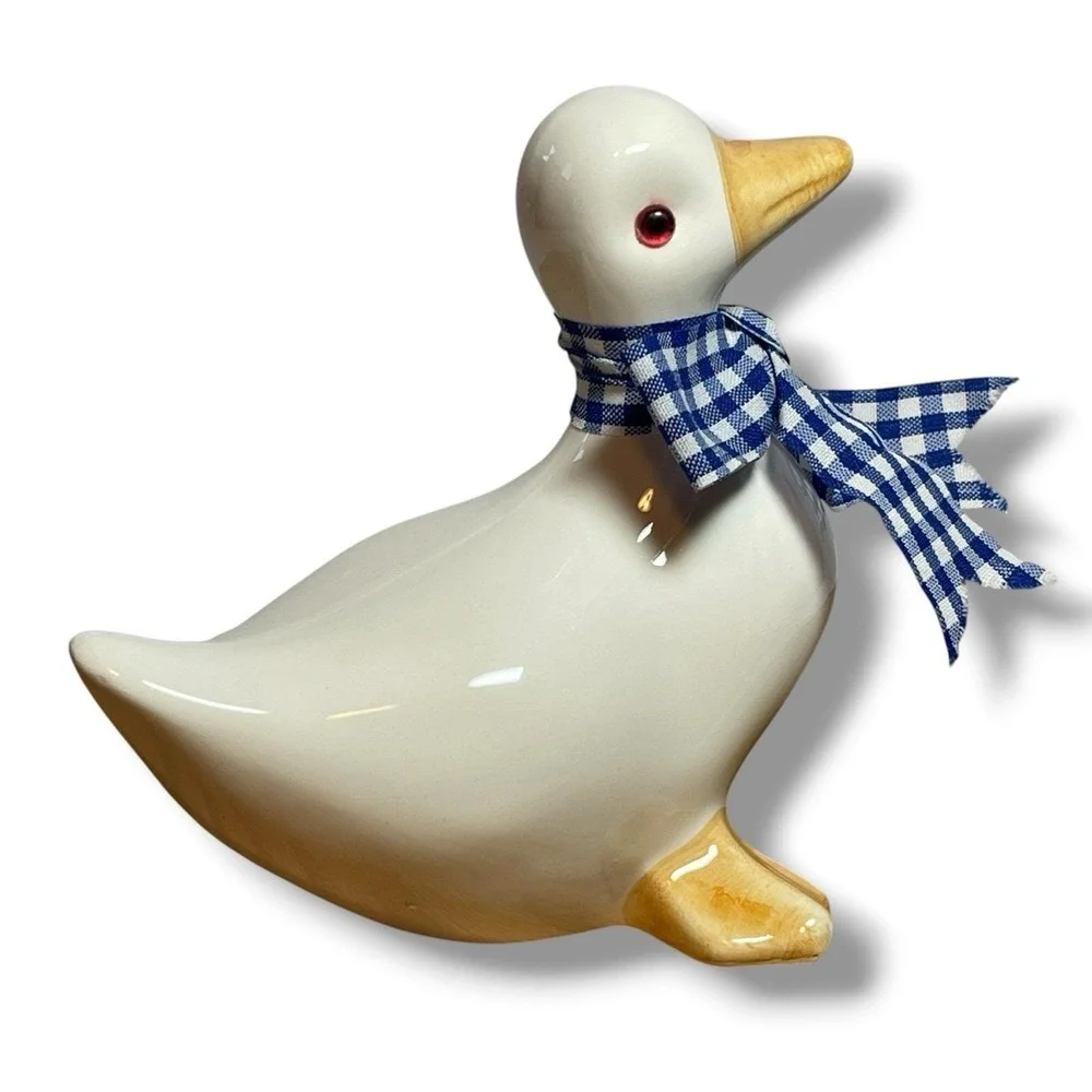Ceramic Country Farmhouse Goose Blue Gingham Neck Ribbon & Red Beaded Eyes 5